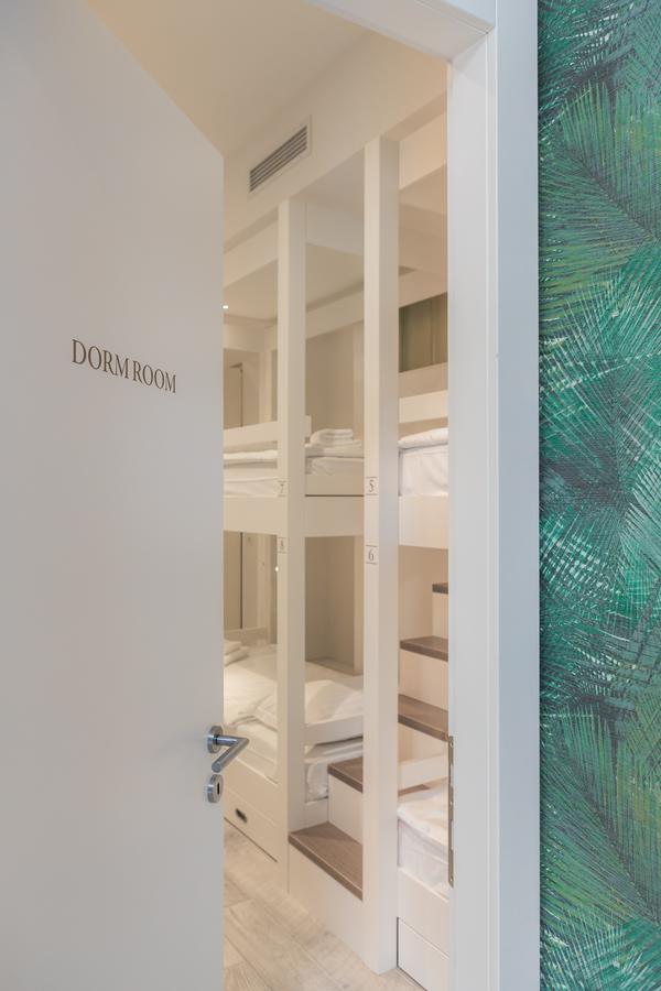 Boutique Hostel Posteya Split Exterior photo